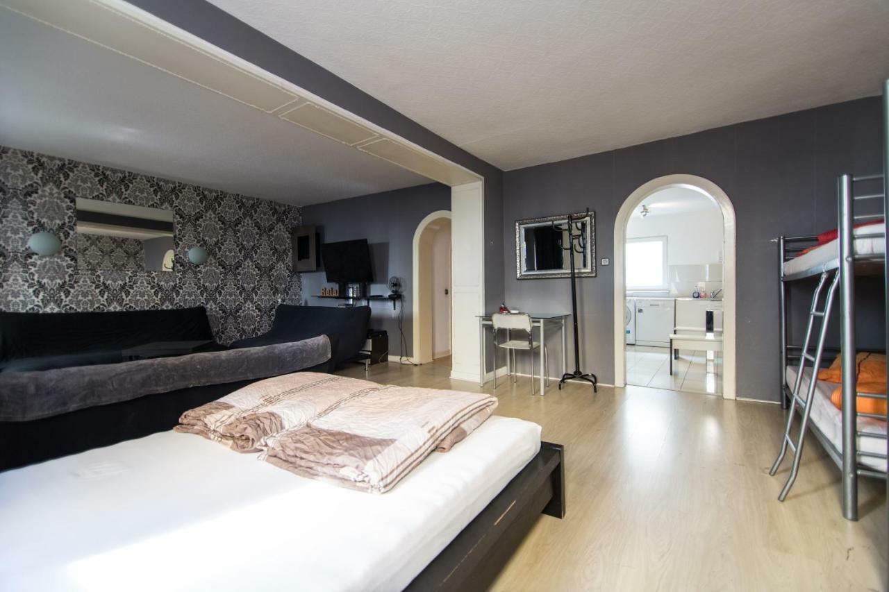 Altstadt Duesseldorf 1 Εξωτερικό φωτογραφία
